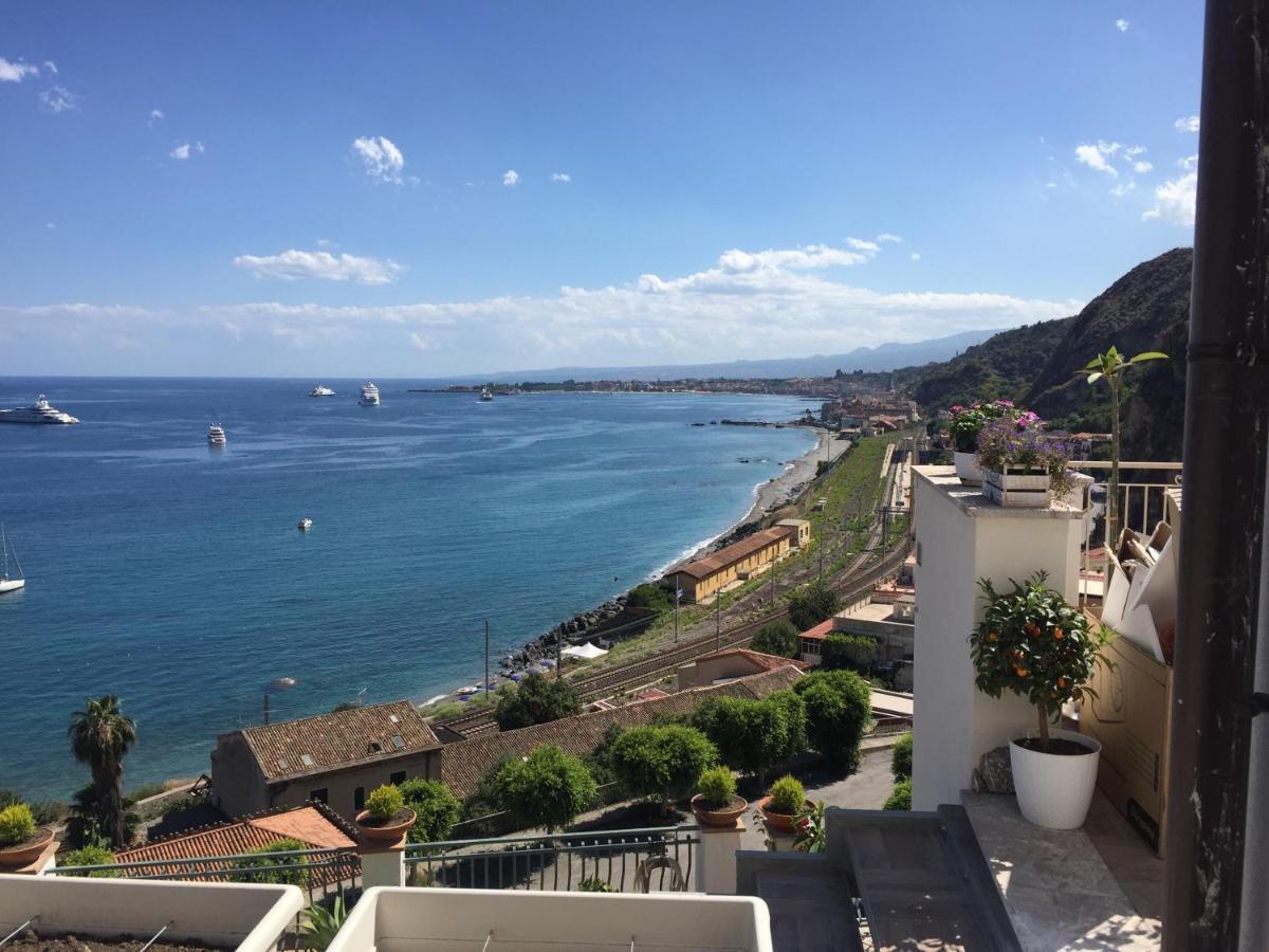Bed and Breakfast Bellavista Taormina Exterior foto