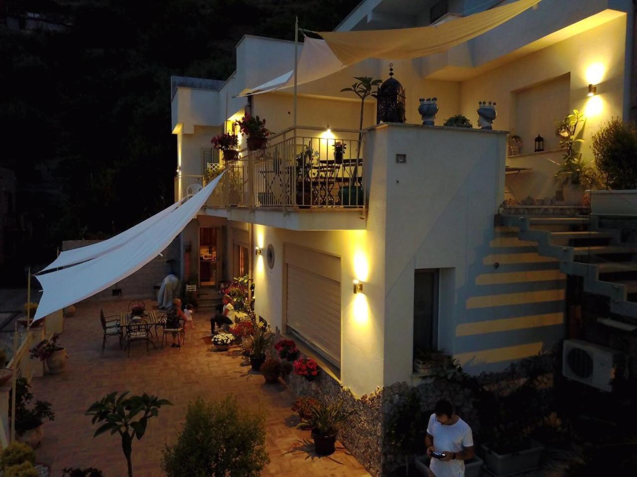 Bed and Breakfast Bellavista Taormina Exterior foto